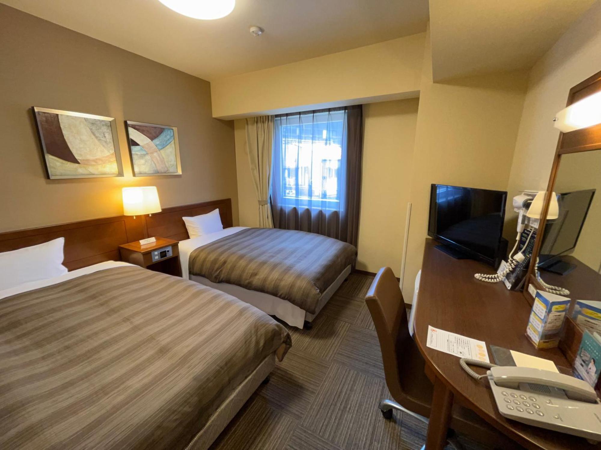 Hotel Route-Inn Ichinomiya Ekimae Exteriör bild